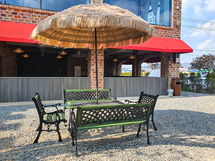 부산 강서구 비아조카페 합성목재 외장재 N블럭 2.jpg