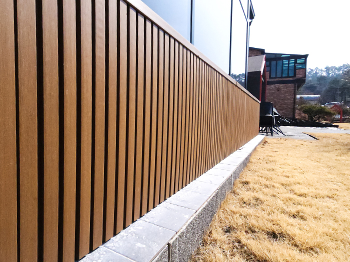 경기도 용인시 김명식아트센터 합성목재 N블럭 4.jpg