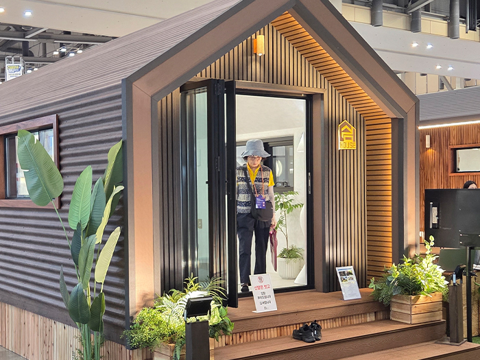 전시장 모델하우스 합성목재 N블럭 5.jpg