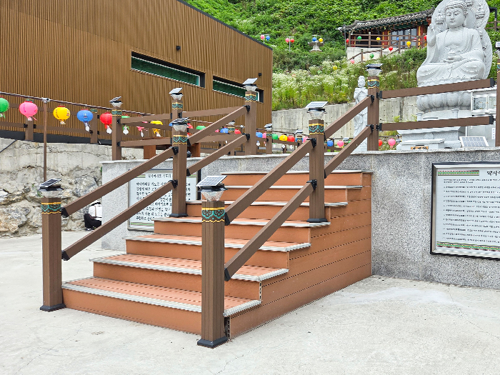 충청북도 제천시 정각사 합성목재 휀스 2.jpg